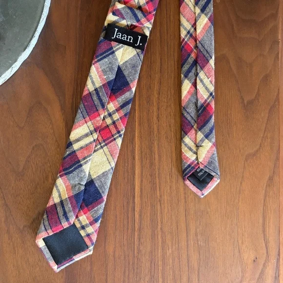 Jaan J. Plaid Tie - Picture 2 of 2